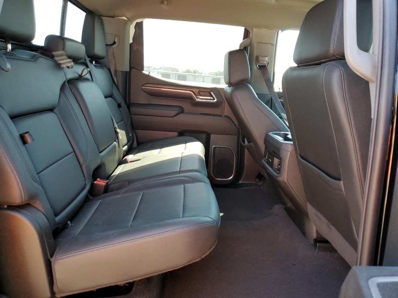 CHEVROLET ALL Models 2024 VIN 2GCUDEED9R1182958 фото 10
