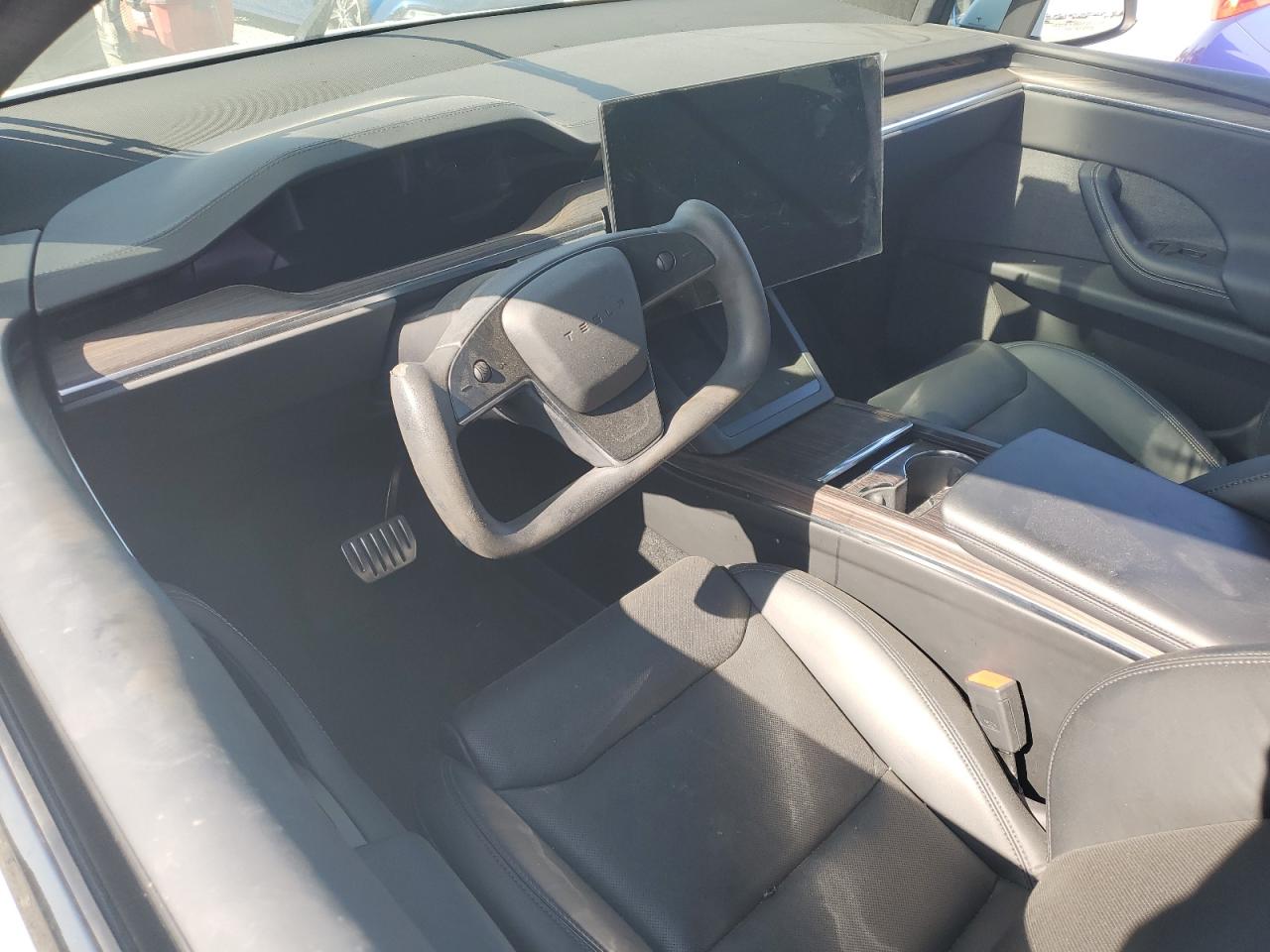 2023 Tesla Model X VIN: 7SAXCDE53PF378555 Lot: 61591855