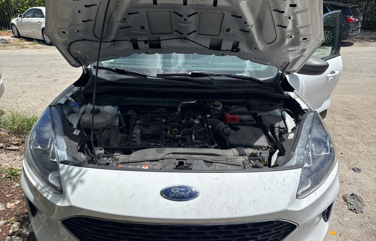 1FMCU9G69NUA64002 FORD ESCAPE 2022