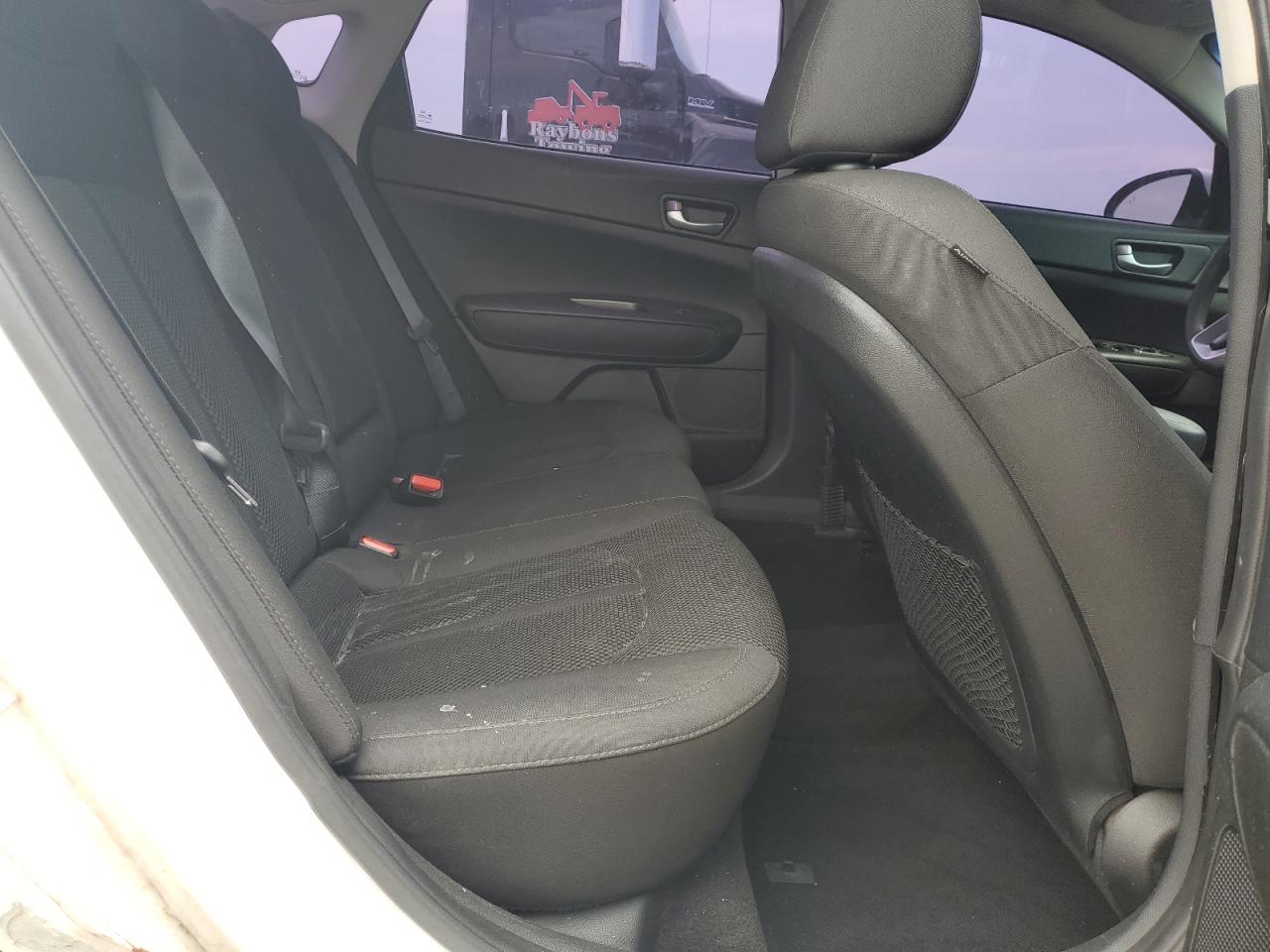 KIA OPTIMA 2019 VIN 5XXGT4L36KG323764 фото 10