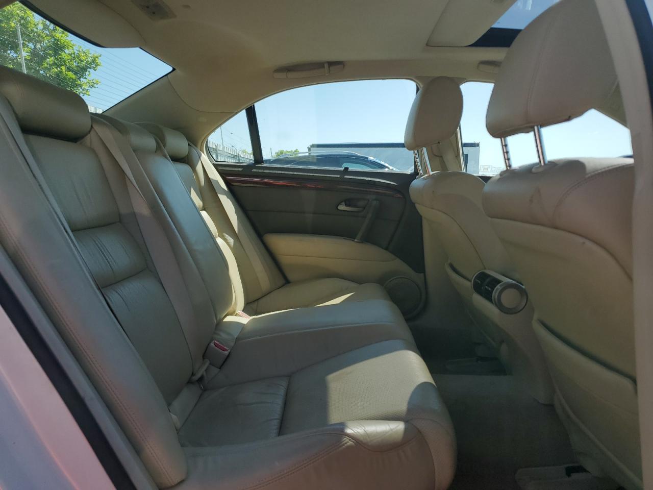 2010 Acura Rl VIN: JH4KB2F68AC000451 Lot: 62007765