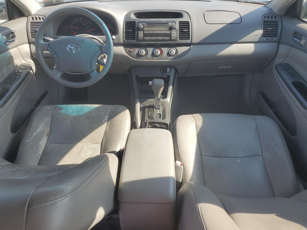TOYOTA CAMRY 2005 VIN 4T1BE32K45U946155 фото 8