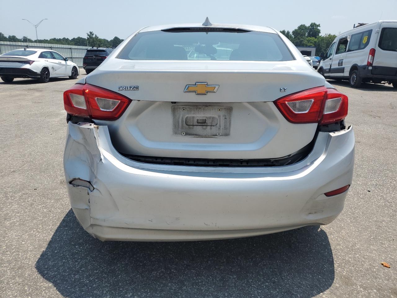 CHEVROLET CRUZE 2017 VIN 1G1BE5SM6H7101644 фото 6