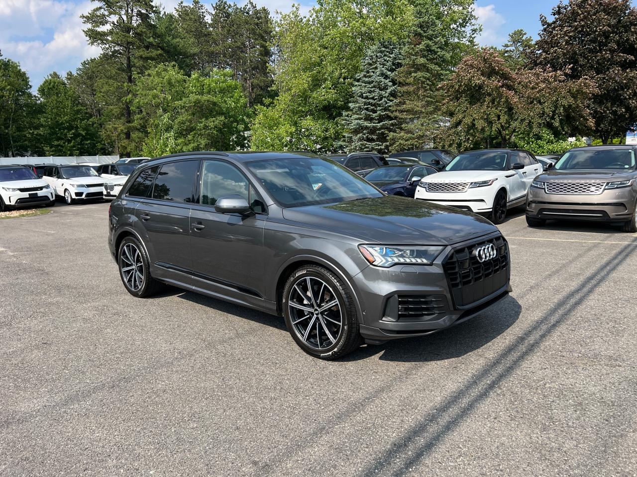 2021 Audi Q7 Prestige for Sale in North Billerica, MA - Minor Dent/Scratches