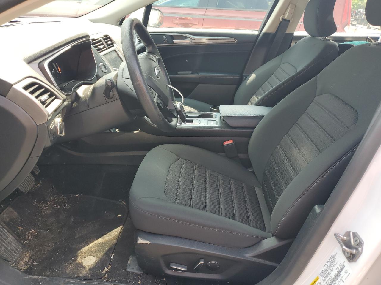 2019 Ford Fusion Se VIN: 3FA6P0LU3KR263984 Lot: 54033345