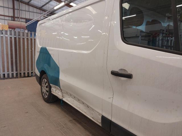 2017 RENAULT TRAFIC LL2