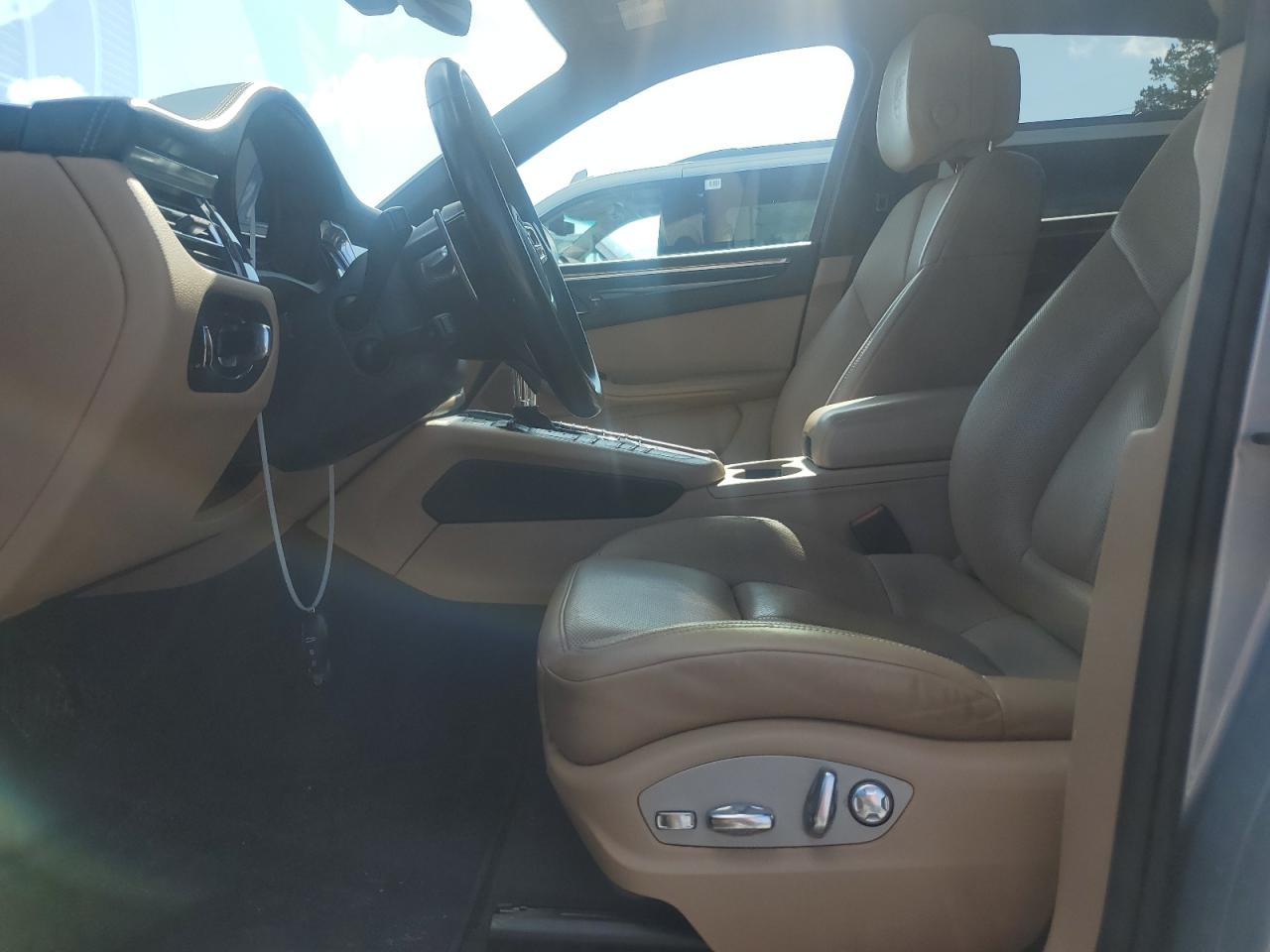 2020 Porsche Macan VIN: WP1AA2A58LLB06415 Lot: 60933815