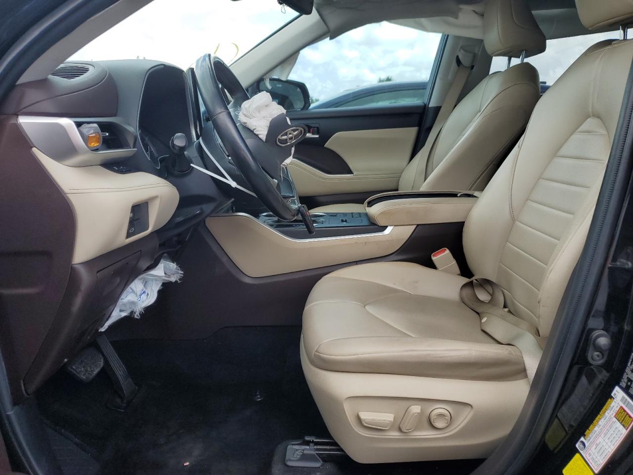 2022 Toyota Highlander Xle VIN: 5TDGZRAH8NS552816 Lot: 60997405