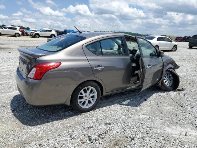  NISSAN VERSA 2016 Szary