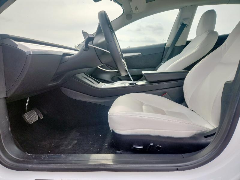  TESLA MODEL 3 2022 White