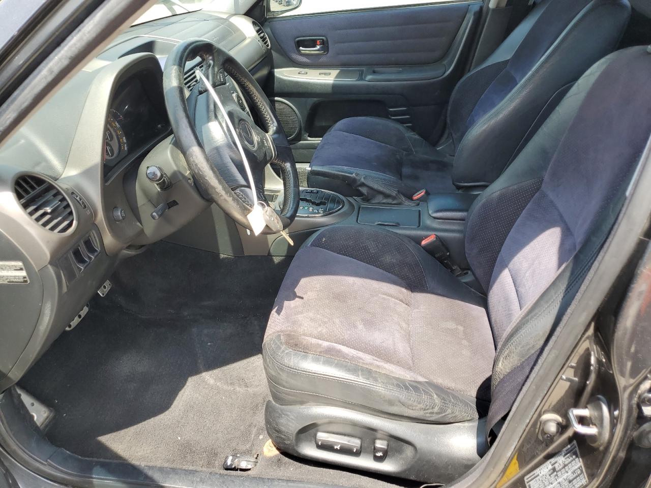 2001 Lexus Is 300 VIN: JTHBD182310002799 Lot: 61340815