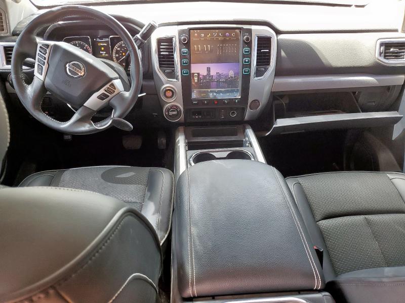  NISSAN TITAN 2016 Red