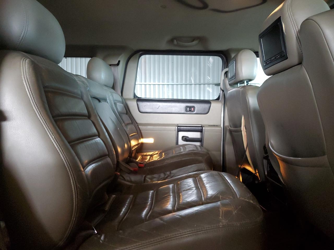 2003 Hummer H2 VIN: 5GRGN23U33H105260 Lot: 61028925