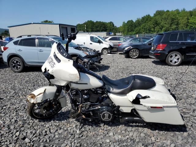  HARLEY-DAVIDSON FL 2018 Білий