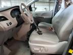 2013 Toyota Sienna Xle للبيع في Des Moines، IA - Rear End