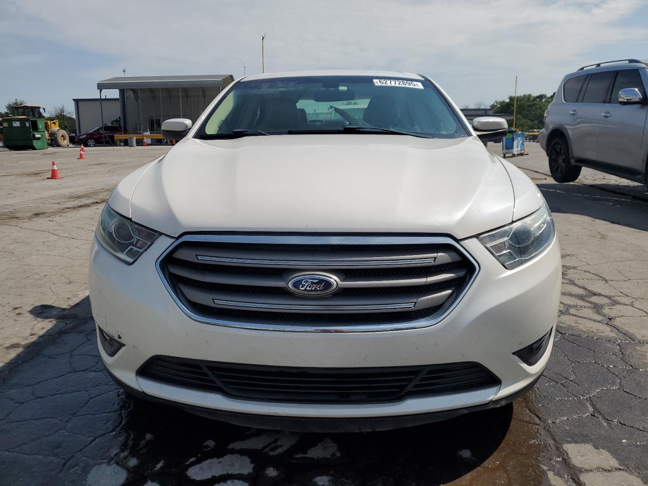 FORD TAURUS 2013 VIN 1FAHP2E82DG111287 photo 5