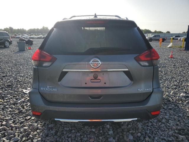  NISSAN ROGUE 2018 Szary