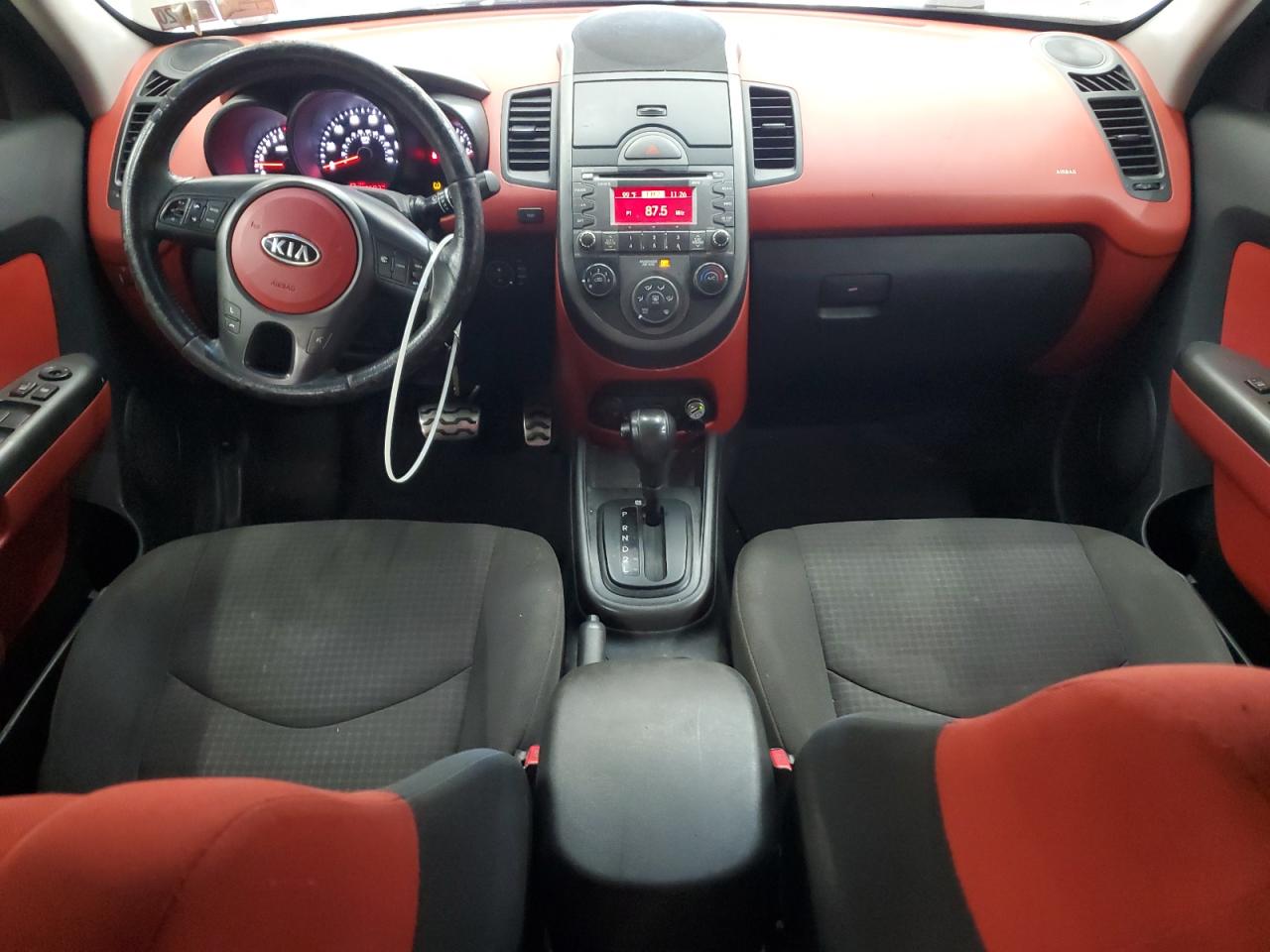 2010 Kia Soul + VIN: KNDJT2A20A7050669 Lot: 62262865