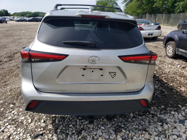  TOYOTA HIGHLANDER 2021 Srebrny