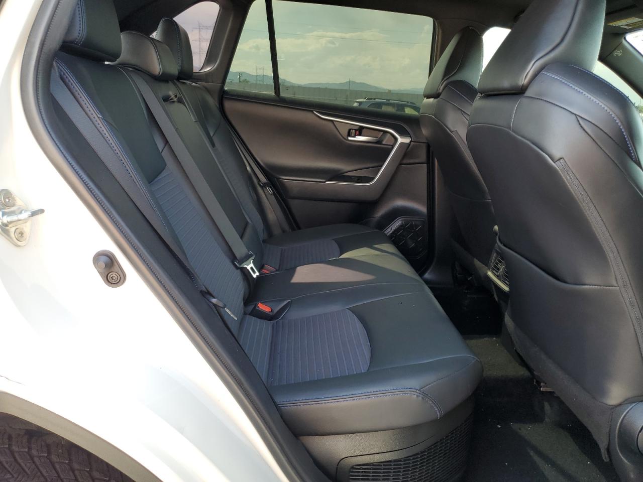 TOYOTA RAV4 2021 VIN 4T3E6RFV3MU027044 фото 11