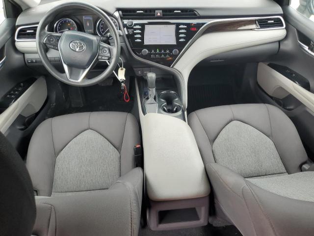  TOYOTA CAMRY 2018 Серебристый