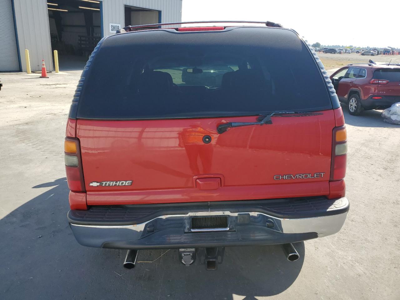 2002 Chevrolet Tahoe K1500 VIN: 1GNEK13T32R184013 Lot: 62528305