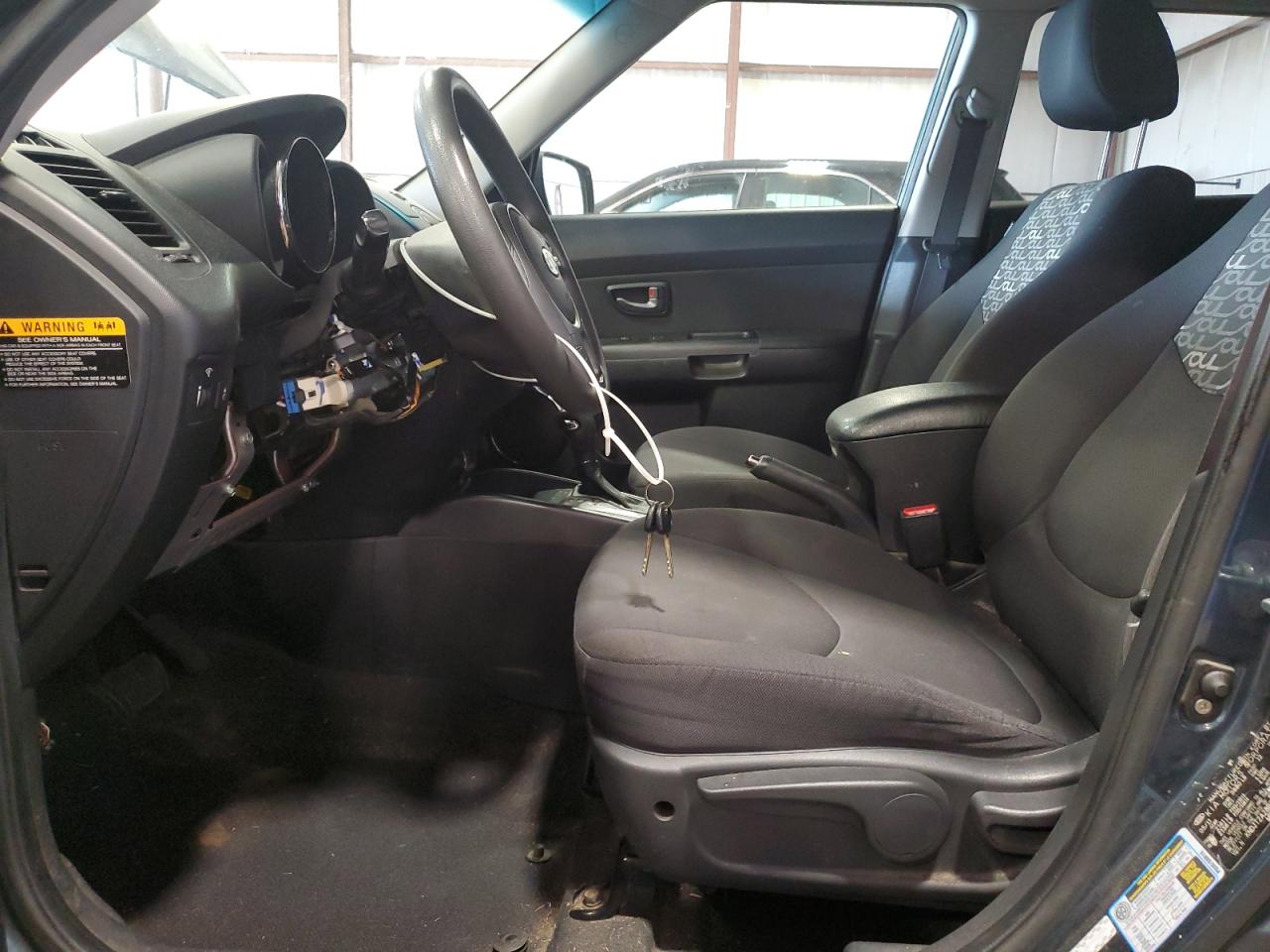 2011 Kia Soul + VIN: KNDJT2A28B7330308 Lot: 62142095