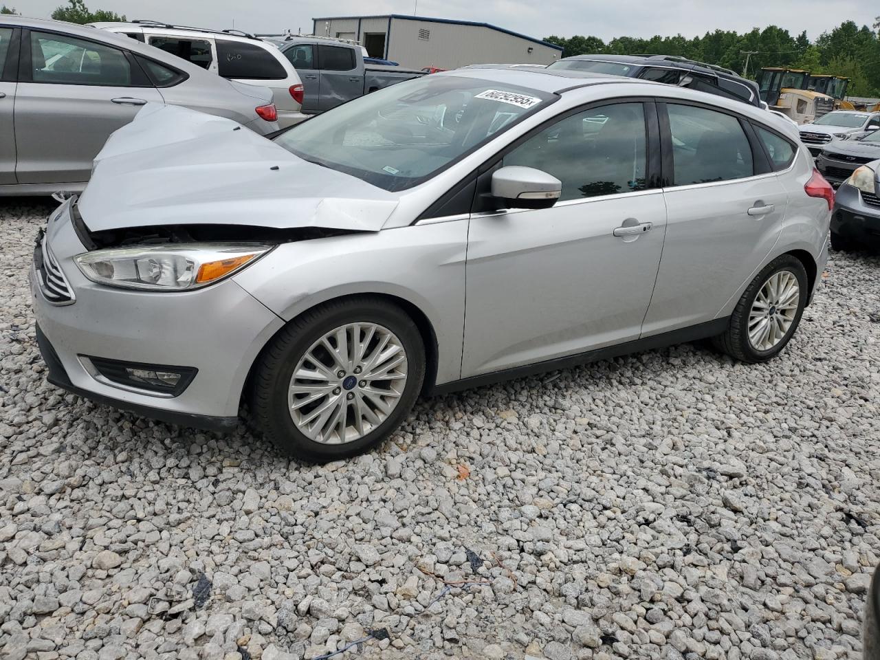 2017 Ford Focus Titanium იყიდება Wayland-ში, MI - Front End