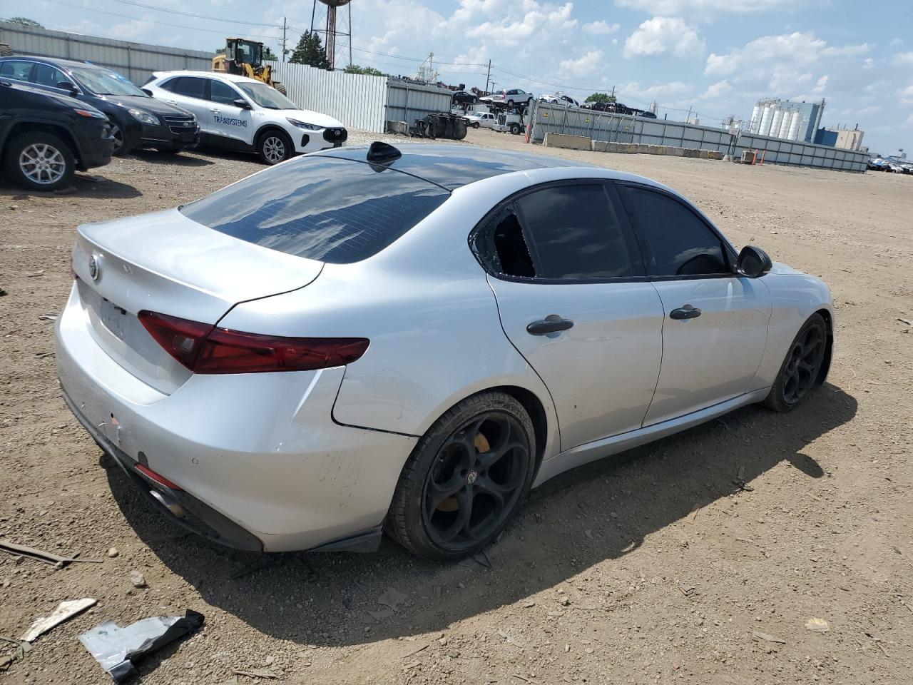ALFA ROMEO GIULIA 2017 VIN ZARFAECN2H7544570 zdjęcie 3