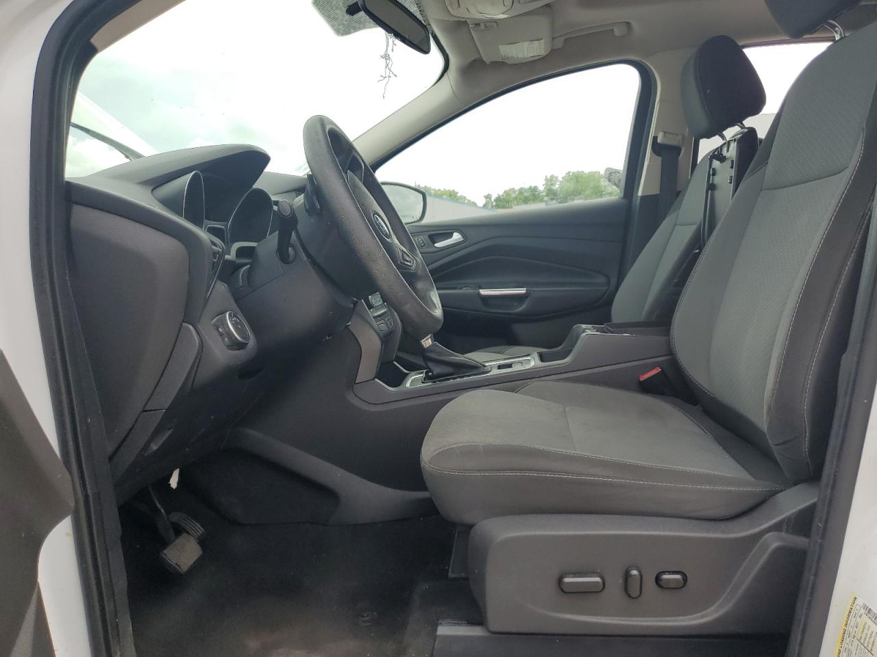 2017 Ford Escape Se VIN: 1FMCU9GDXHUA77781 Lot: 62142365