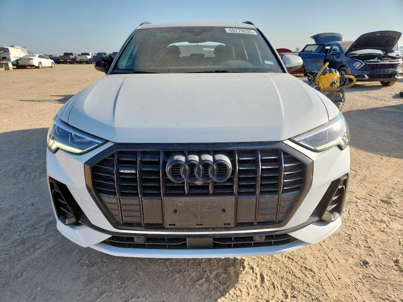  AUDI Q3 2022 White