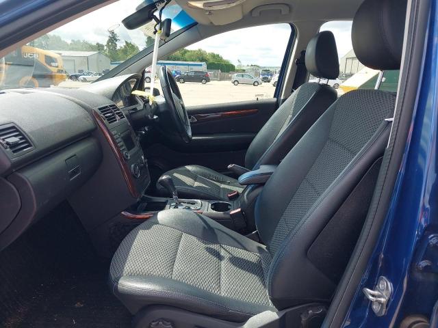 2009 MERCEDES BENZ A180 CDI E