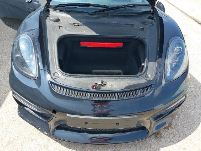 2016 PORSCHE CAYMAN GT4