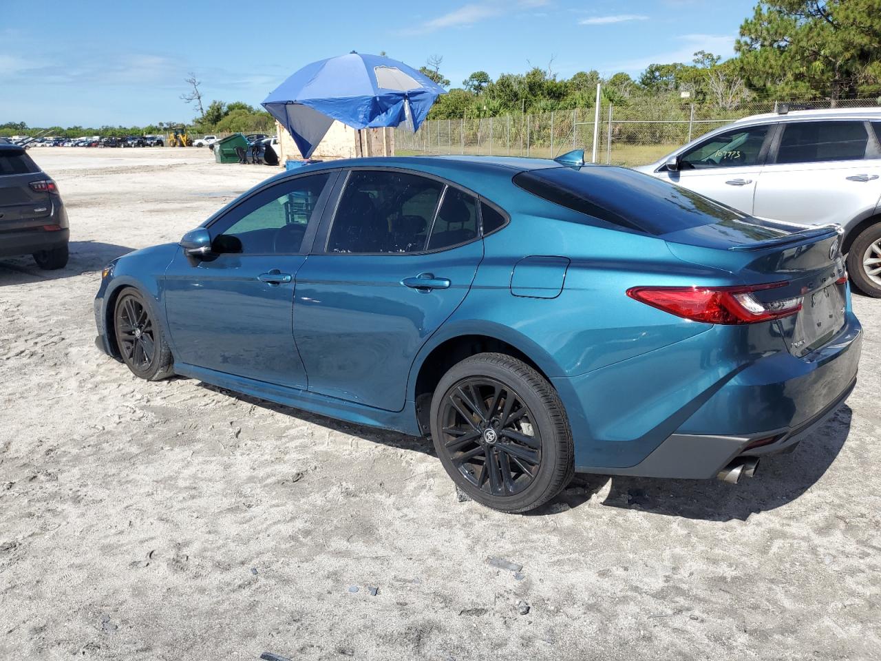 TOYOTA CAMRY 2025 VIN 4T1DAACKXSU043835 фото 2