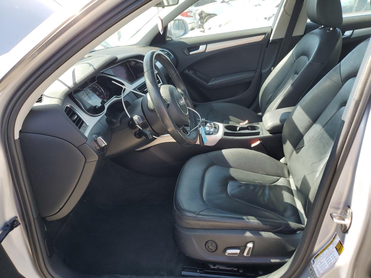 2016 Audi A4 Premium S-Line VIN: WAUBFAFL2GN004821 Lot: 62351025