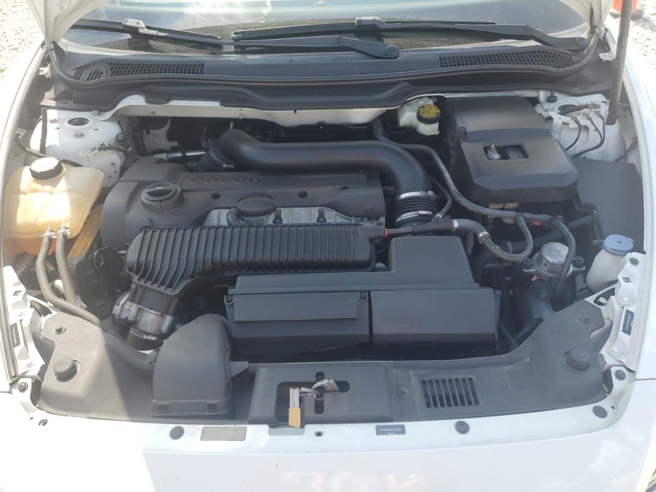 2011 Volvo C70 T5 VIN: YV1672MC0BJ109846 Lot: 62267615