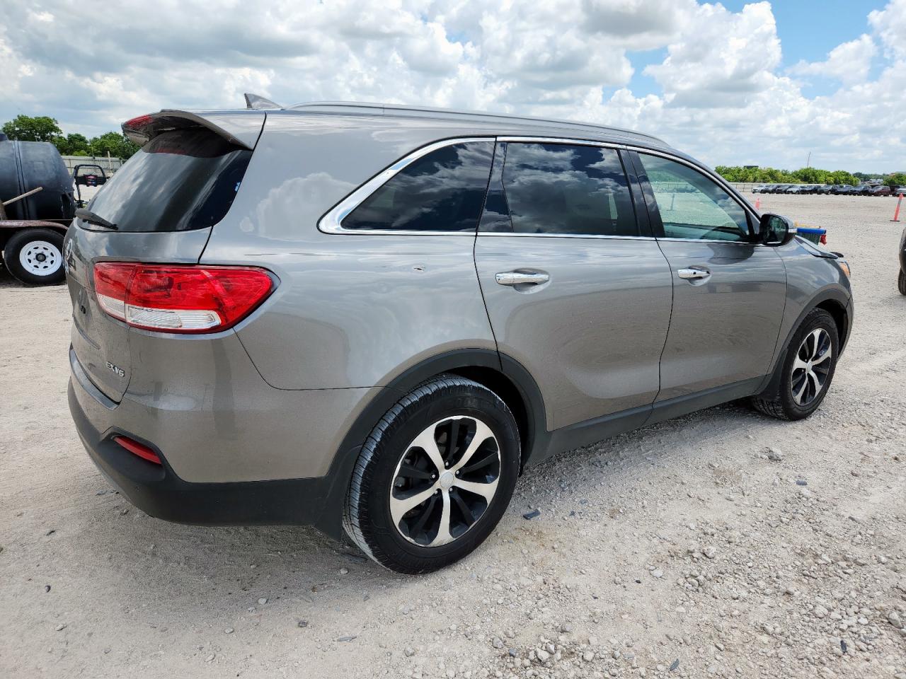 KIA SORENTO 2017 VIN 5XYPH4A58HG325168 photo 3