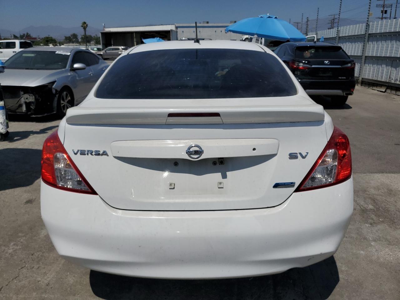 2014 Nissan Versa S VIN: 3N1CN7AP3EL844176 Lot: 62906315