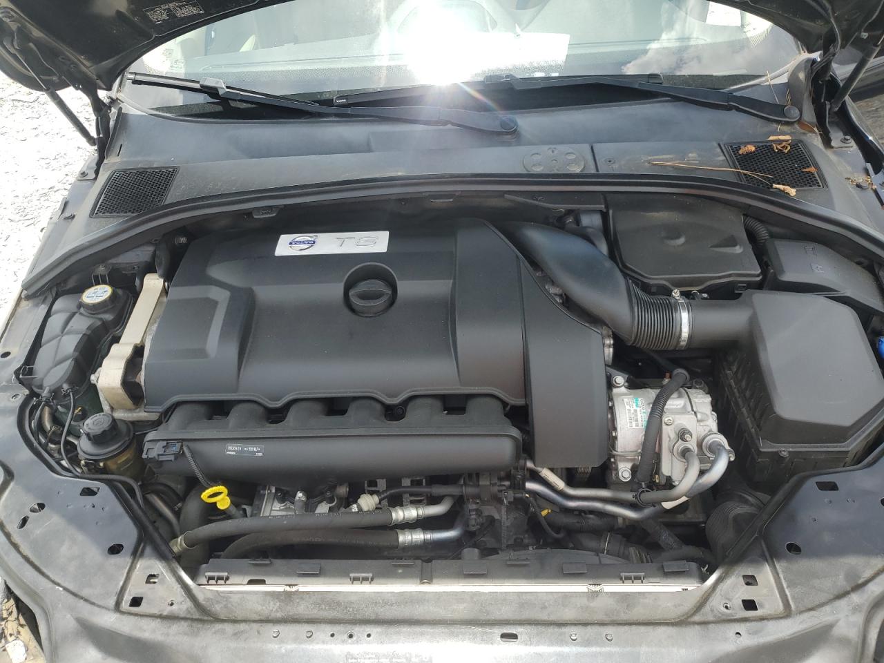 2015 Volvo Xc70 T6 Premier+ VIN: YV4902NC7F1194676 Lot: 60879945
