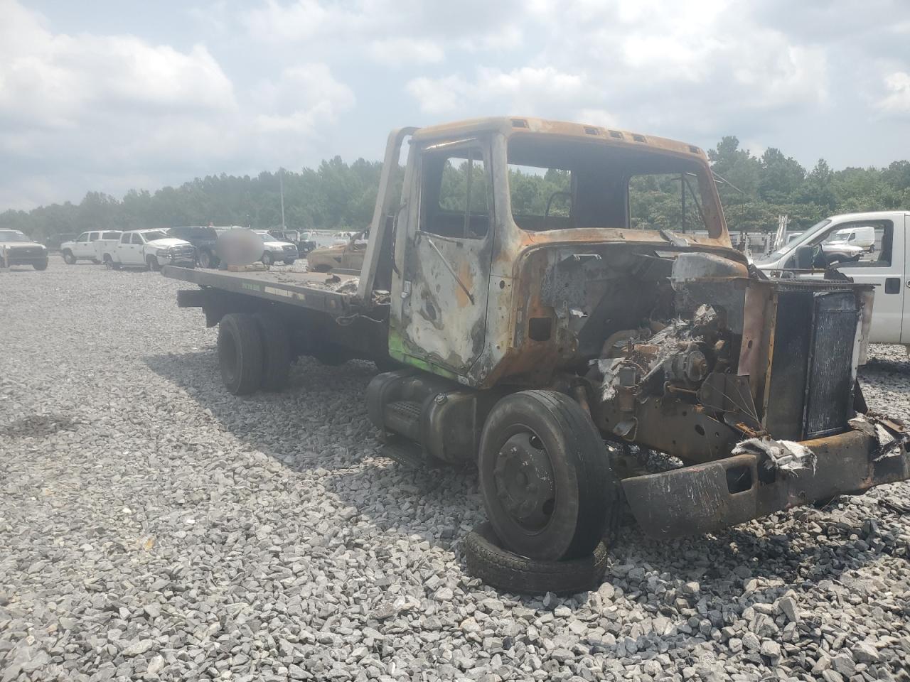 1995 International 4700 Rollback Truck იყიდება Memphis-ში, TN - Burn