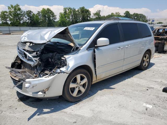 2011 Volkswagen Routan Se