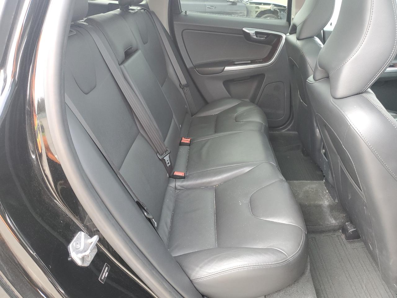 2015 Volvo Xc60 T6 Premier VIN: YV4902RB4F2620934 Lot: 62702375