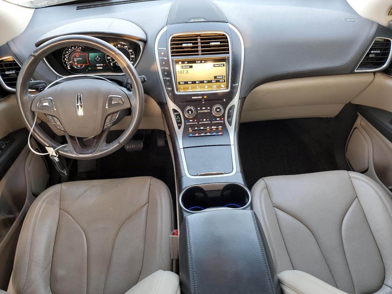 2016 Lincoln Mkx Reserve VIN: 2LMTJ8LR1GBL57215 Lot: 61757615
