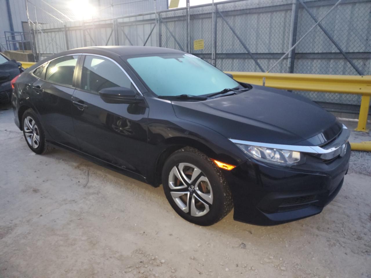 19XFC2F57JE022537 HONDA CIVIC 2018