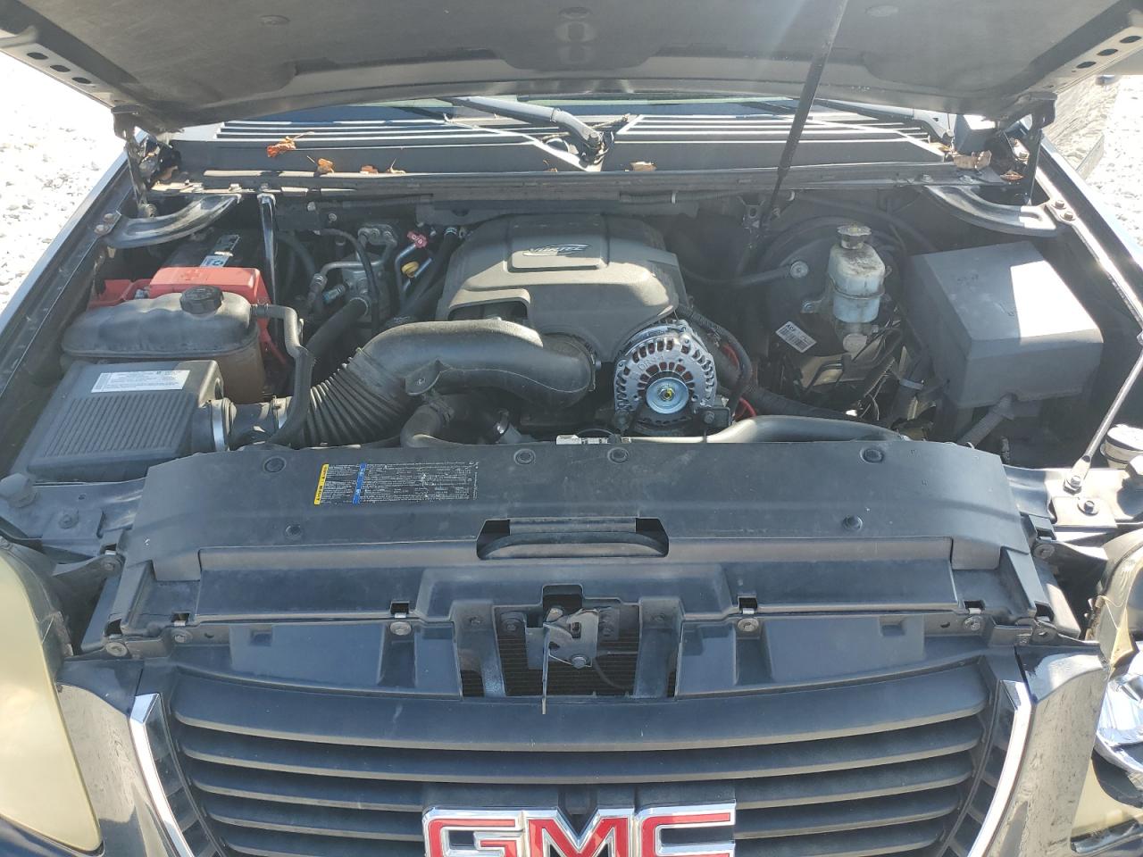 2007 GMC Yukon VIN: 1GKFC13077R268556 Lot: 62421415