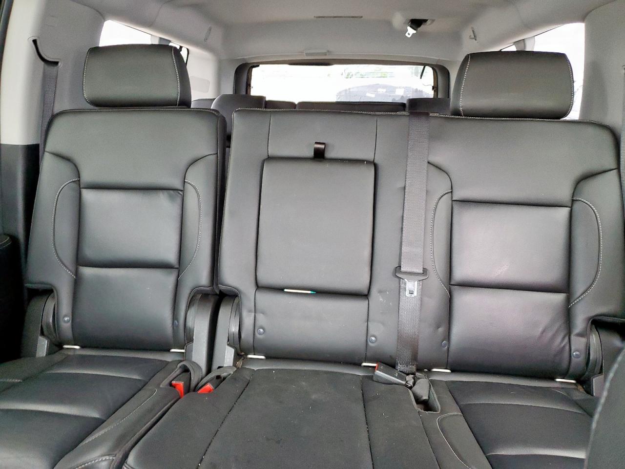 2019 Chevrolet Suburban K1500 Lt VIN: 1GNSKHKC0KR115213 Lot: 60301955