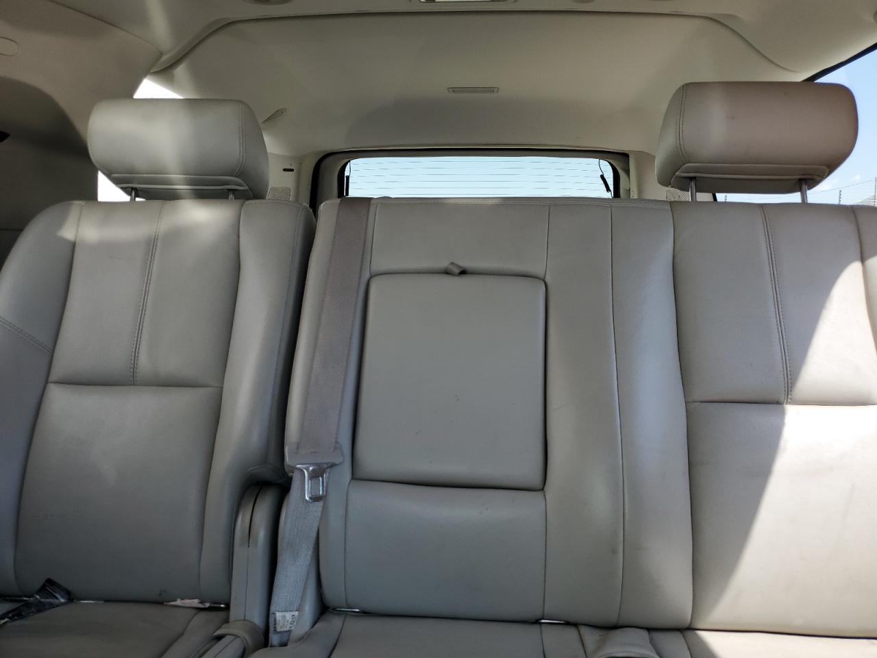2009 Chevrolet Suburban K1500 Lt VIN: 1GNFK26399R300007 Lot: 61559815