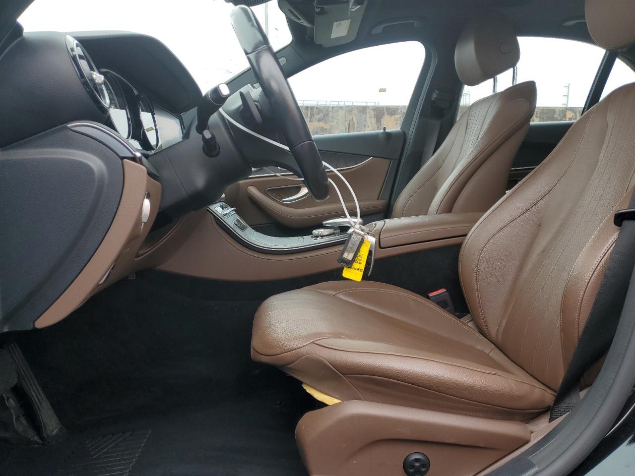 2019 Mercedes-Benz E 300 VIN: WDDZF4JB9KA605893 Lot: 61765285