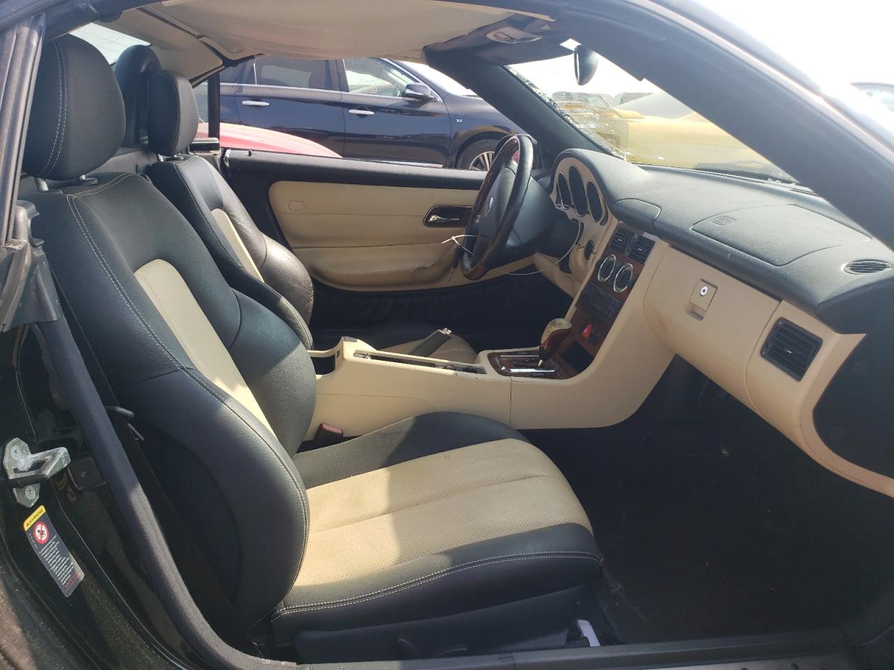 2003 Mercedes-Benz Slk 320 VIN: WDBKK65F43F284008 Lot: 61010215