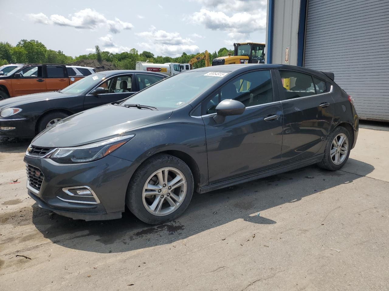 2017 Chevrolet Cruze Lt за продажба в Duryea, PA - Rear End